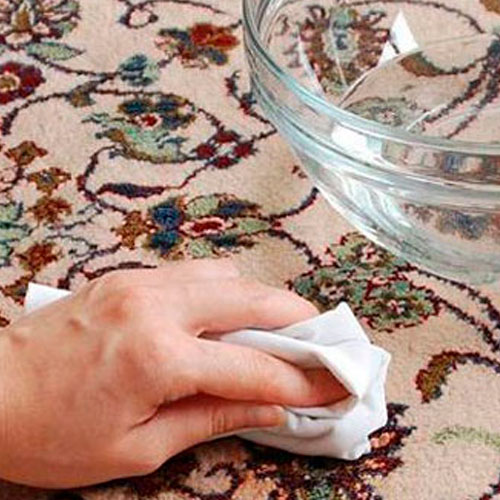 پاک کردن انواع لکه ها از فرش و قالی